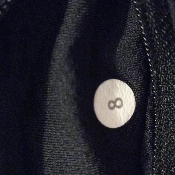 Lululemon black pleated size 8 skort - Picture 3 of 5